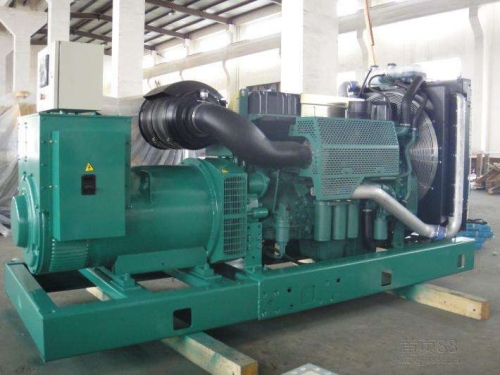 稻城便携静音：租赁无声发电机组，便携式解决能源需求